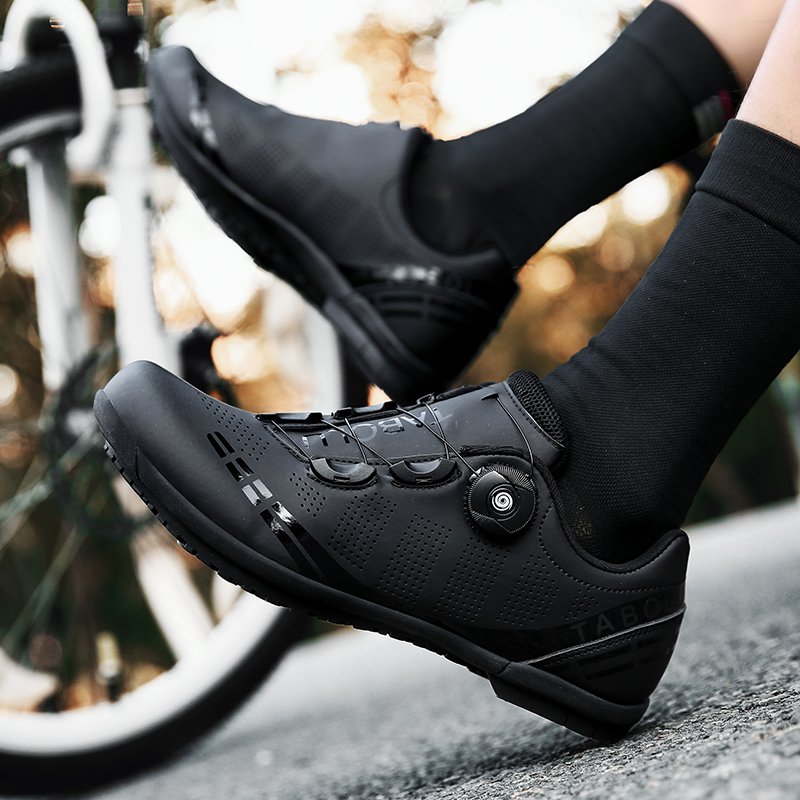الرجال غير قفل أحذية الدراجة ا - مراجعة Cycling Commuter Shoes وسعره