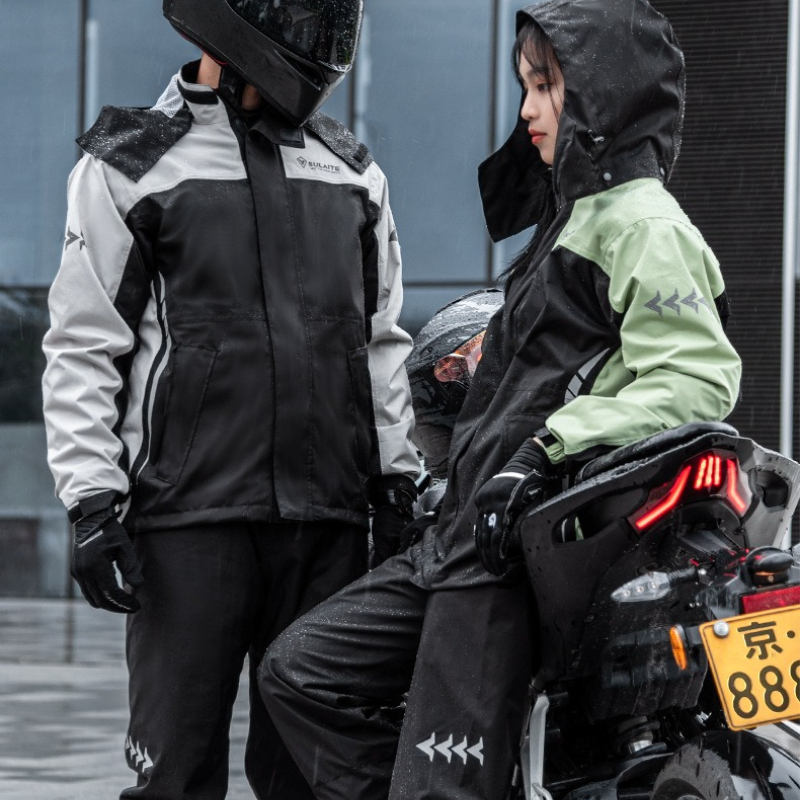 بدلة أكسفورد المقاومة للماء لل - مراجعة Cycling Commute Rain وسعره